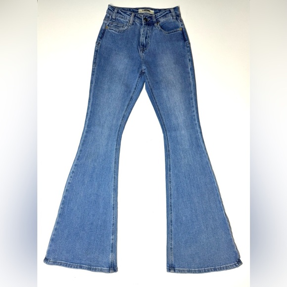 Rock & Roll Cowgirl Denim - Rock & Roll Denim Women’s High Rise Flare Jeans Size- Waist 27 / Length 34